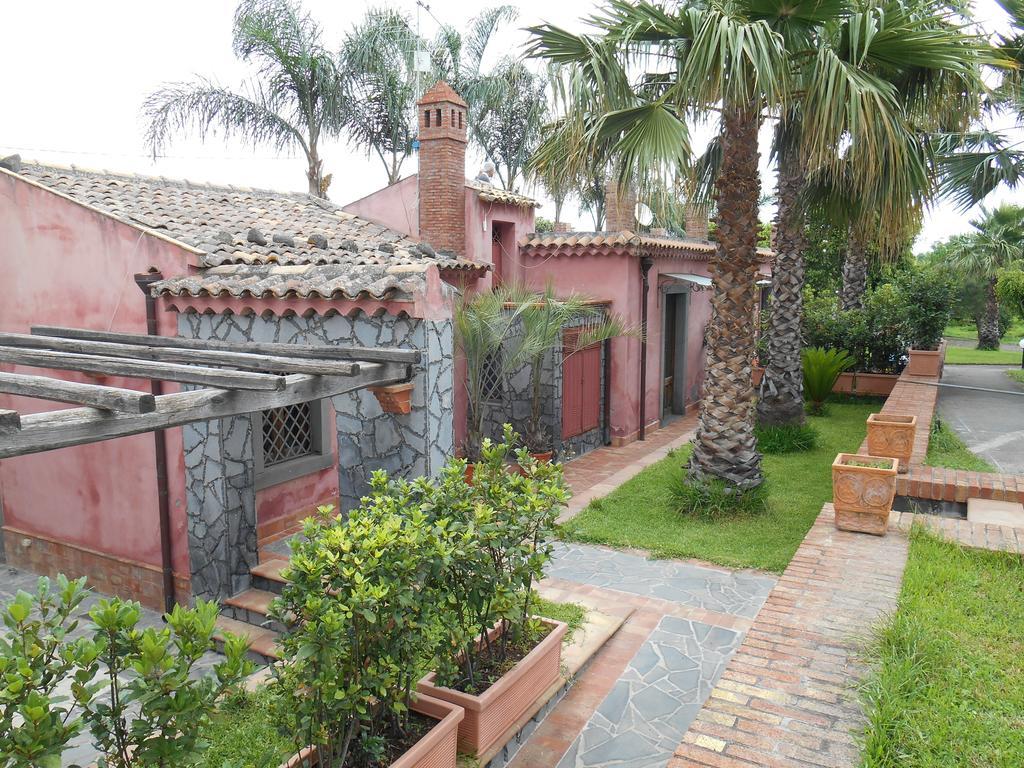 Villa Del Nespolo Fiumefreddo di Sicilia Pokój zdjęcie